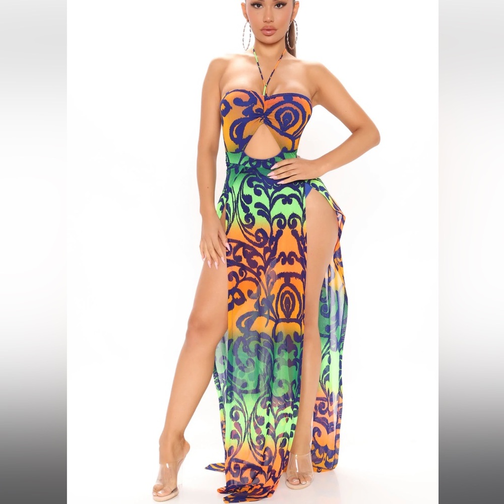Halter top maxi dress